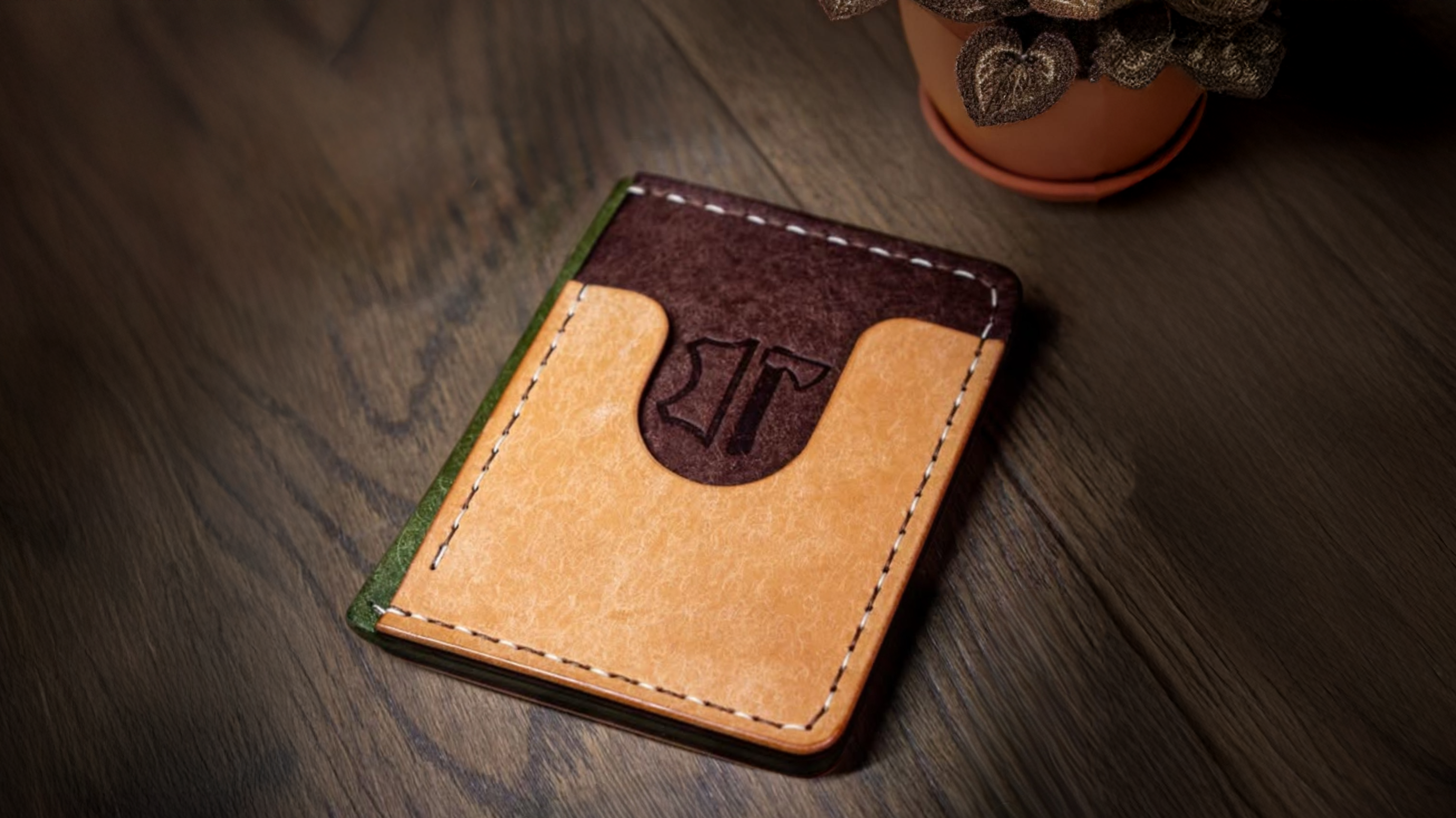 What is the Best Leather for Making Wallets & Cardholders?