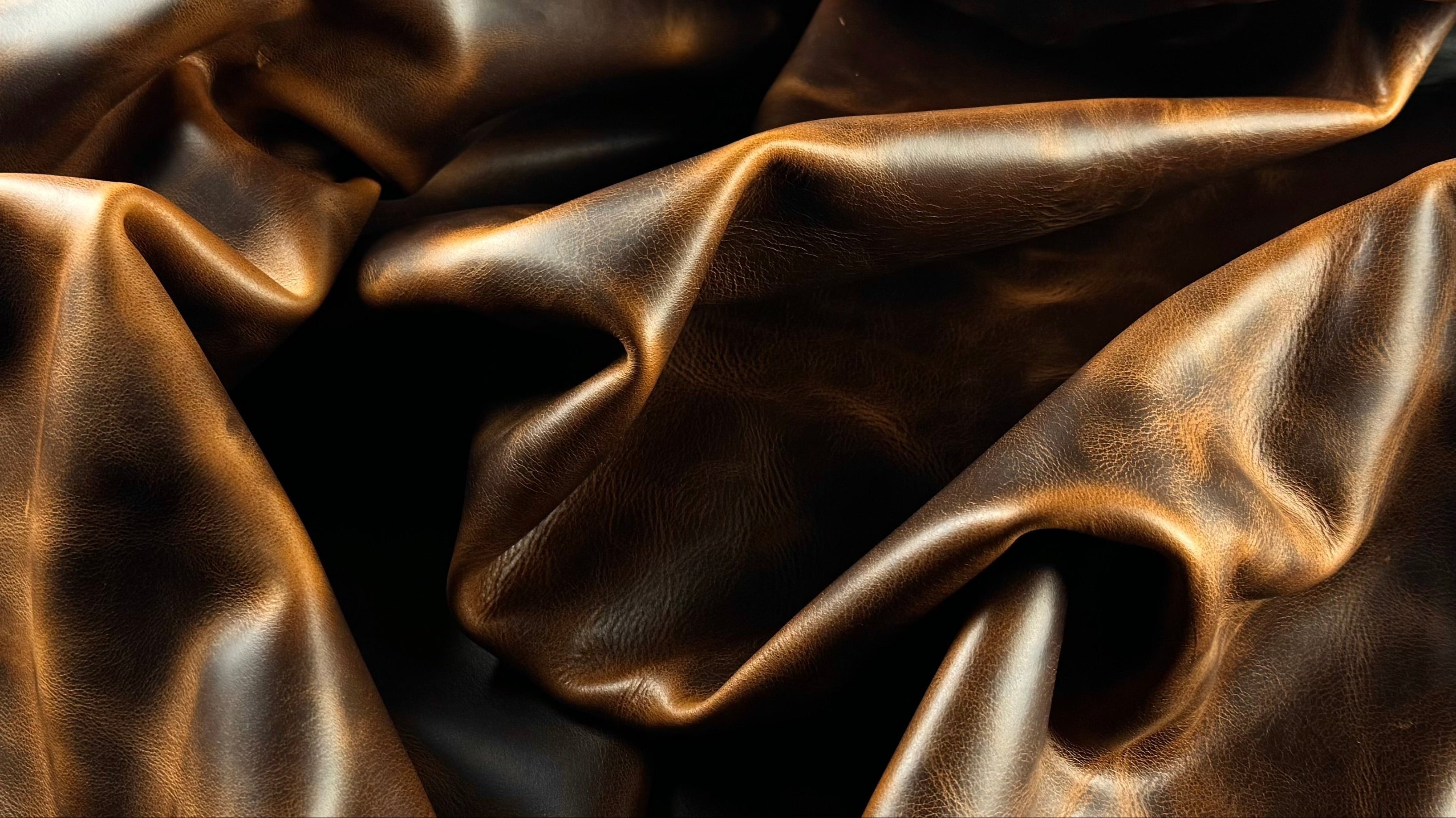 What Is the Pull-Up Effect on Leather? (And Why Makers Love It)