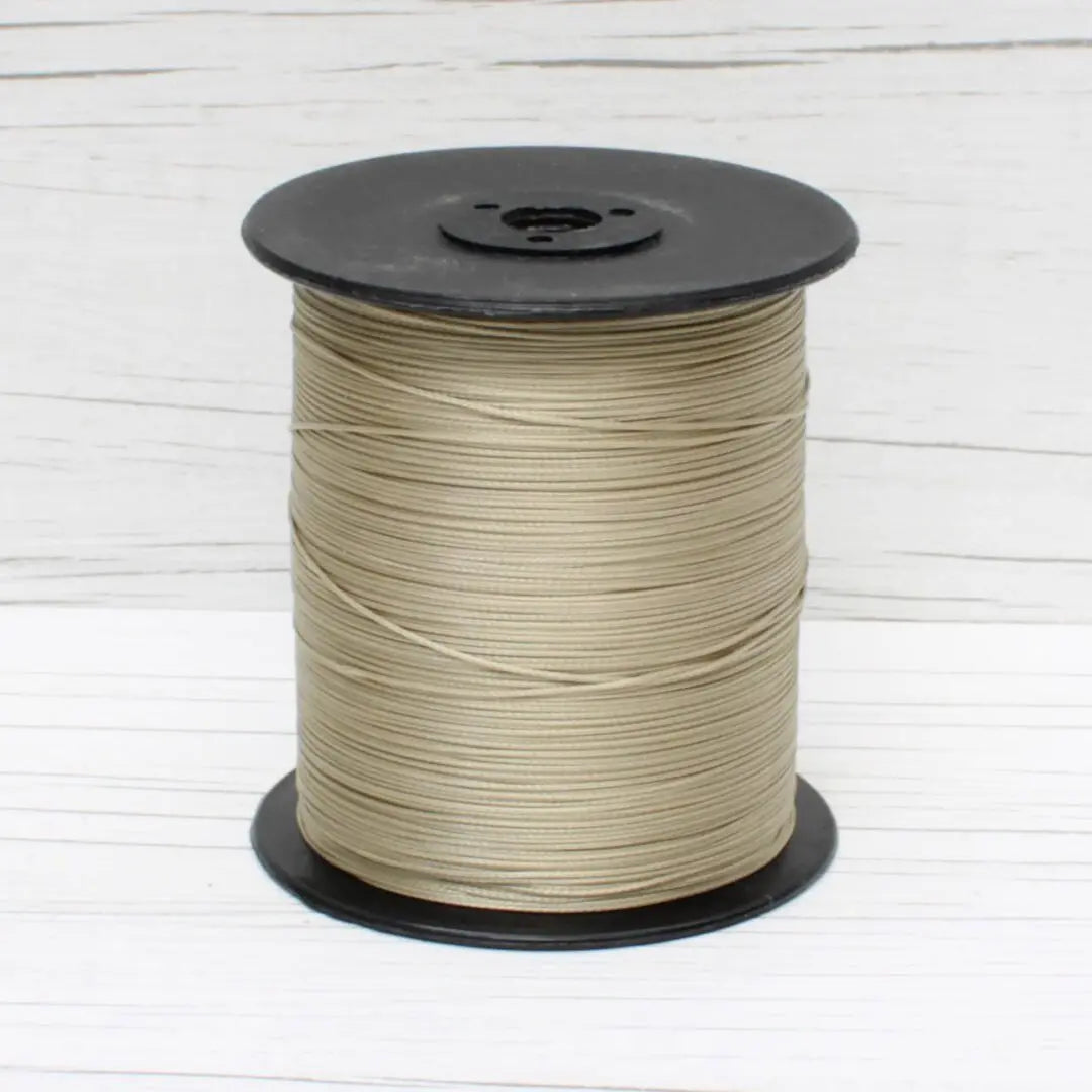 Anebraid Polyester Thread cat wee white