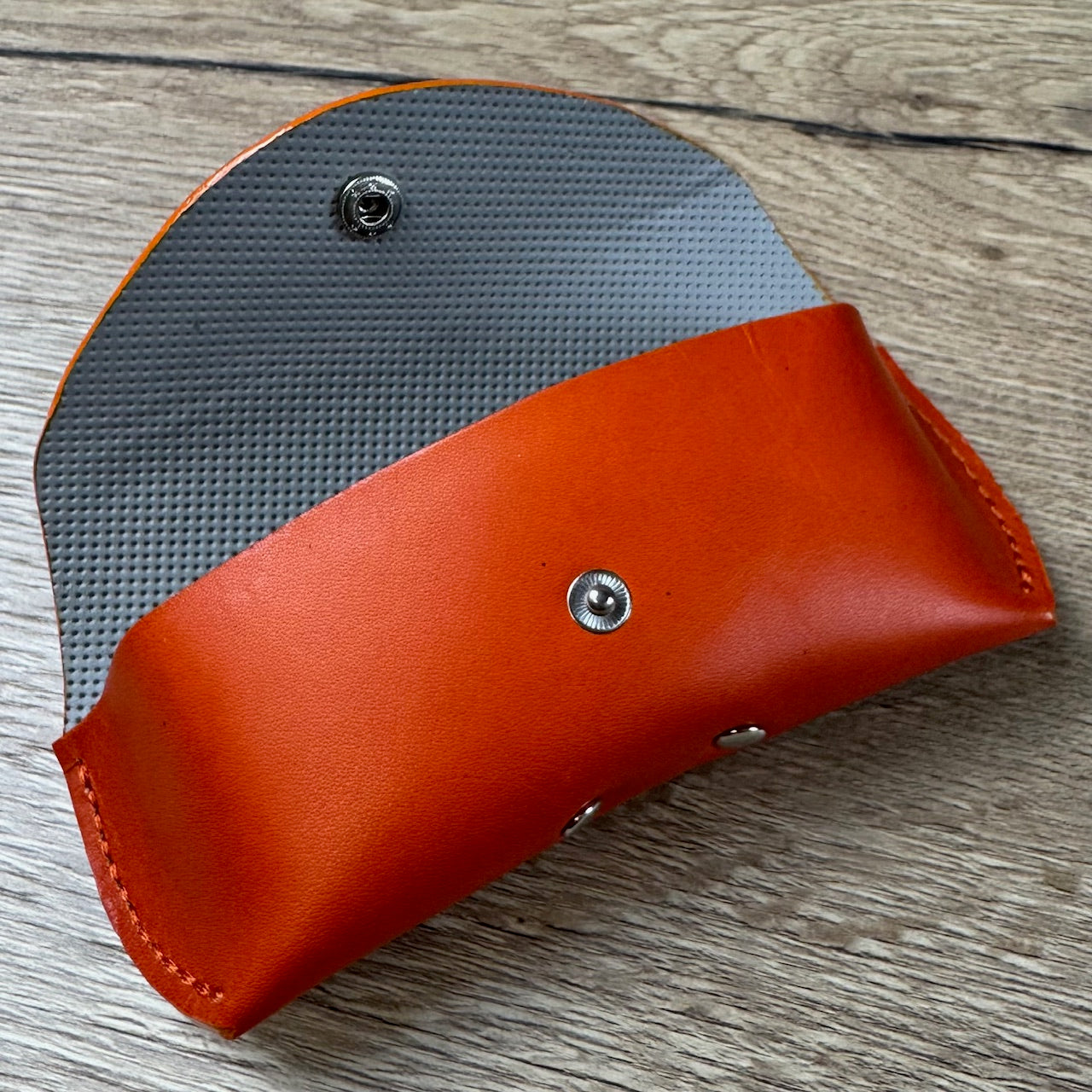open Glasses Case
