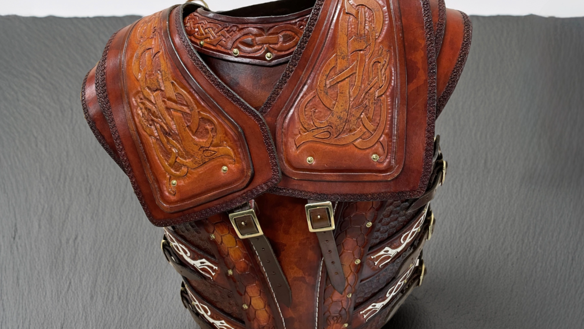 A Beginner’s Guide to Leather De-bossing, Embossing and Crafting