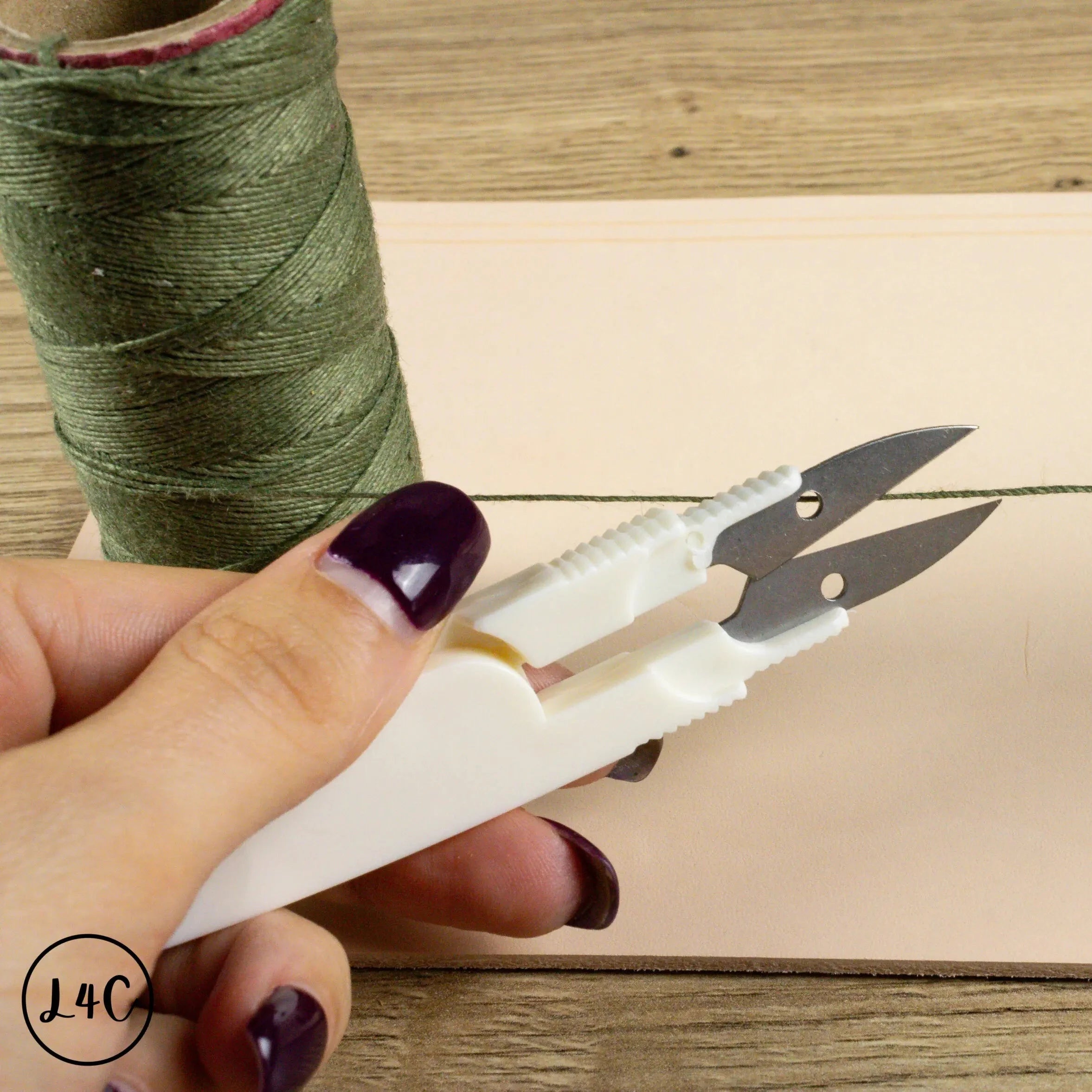 Thread Snippers - Leather4Craft