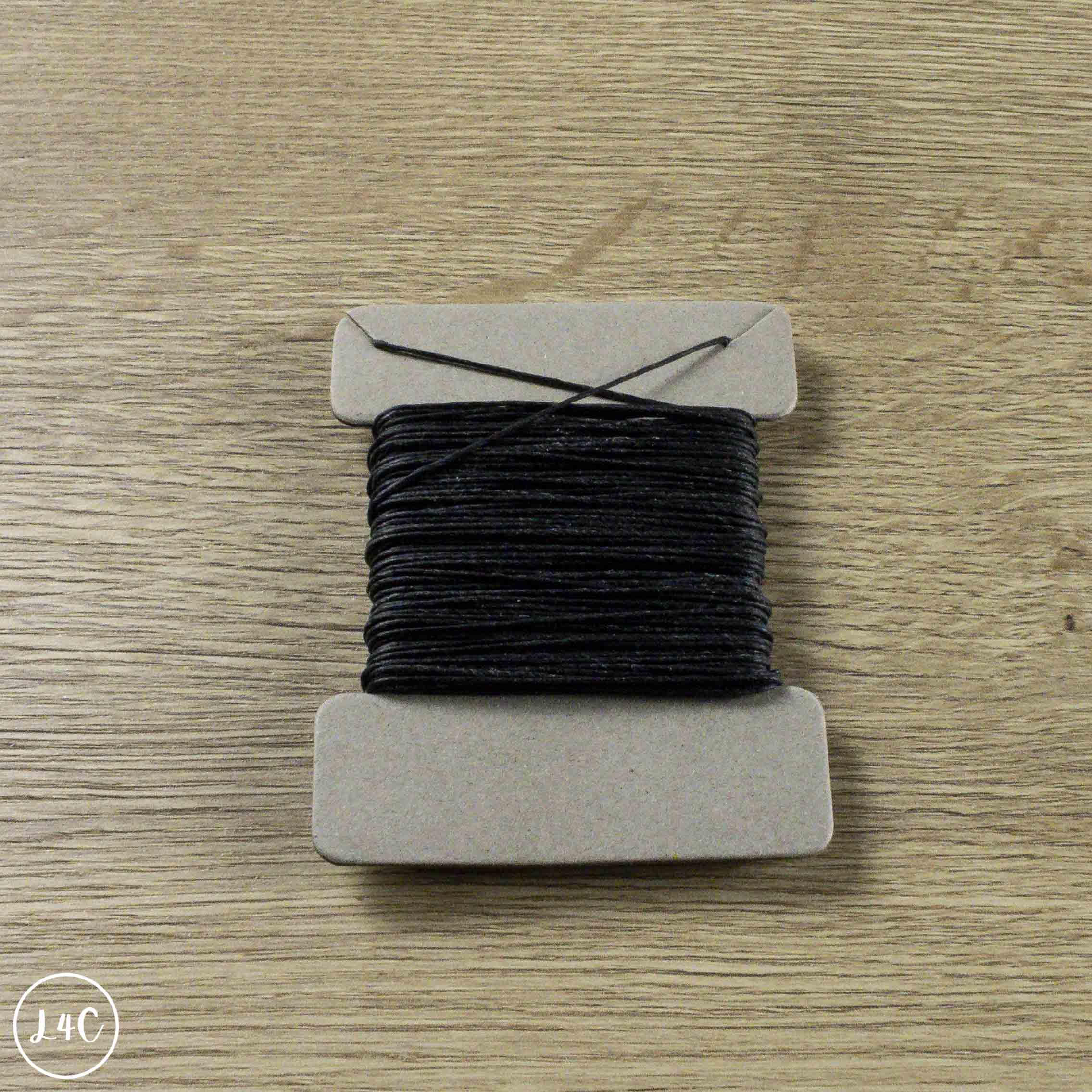 20 meters waxed linen thread