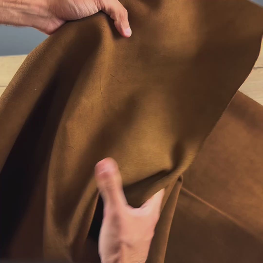 Video showing the soft leather hide