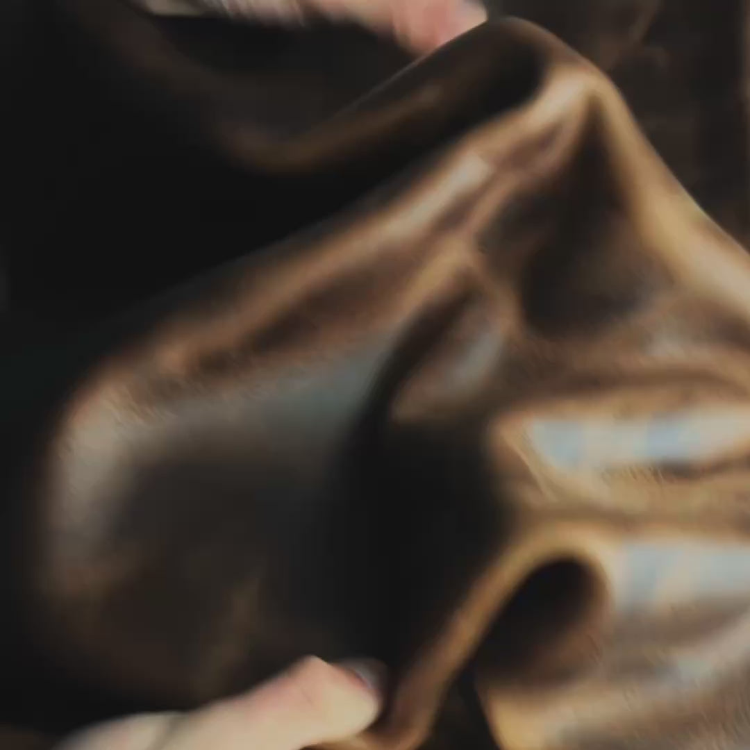 Dark Honey pull up video